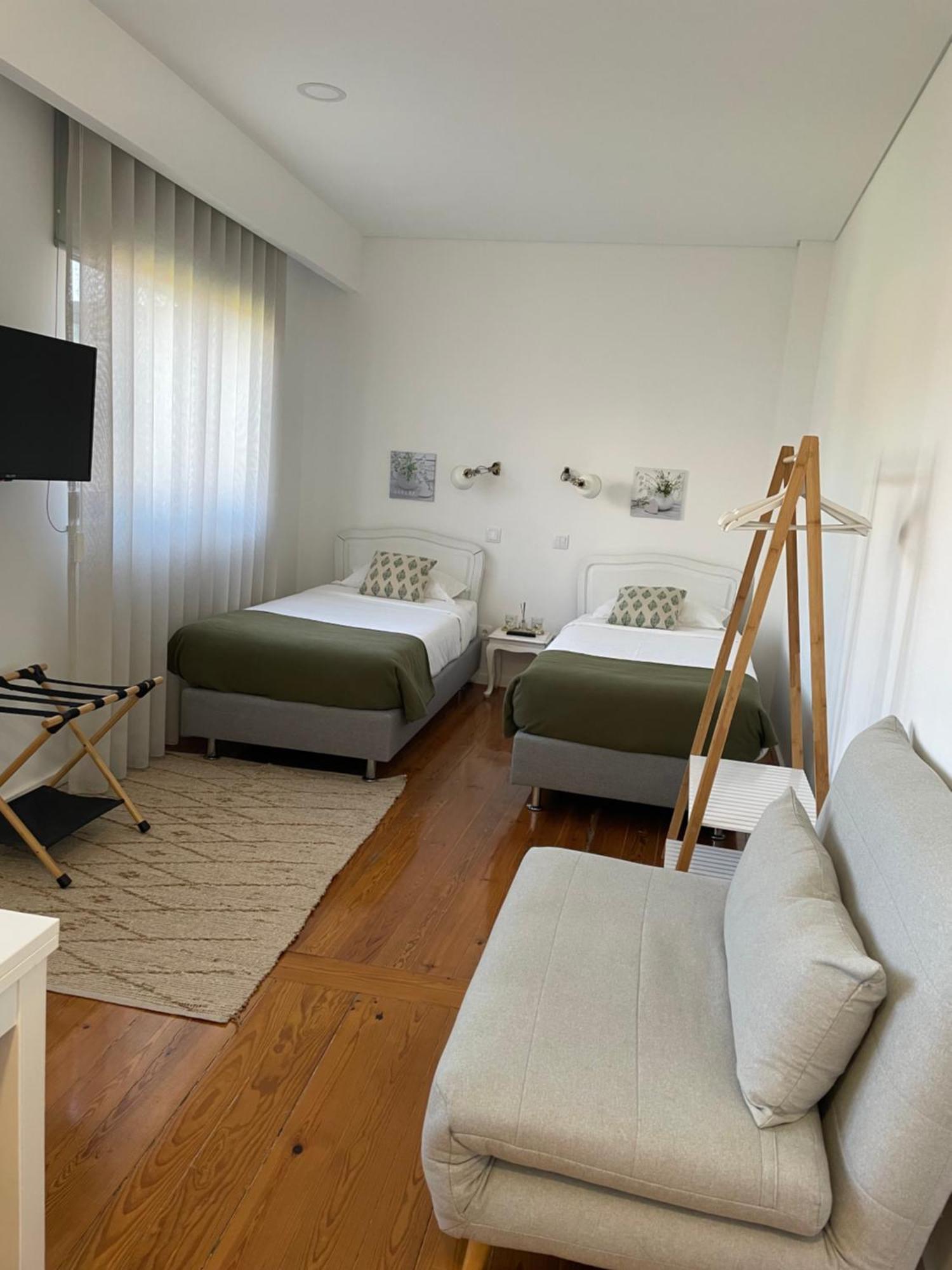 Botica Guesthouse Эшпинью Экстерьер фото